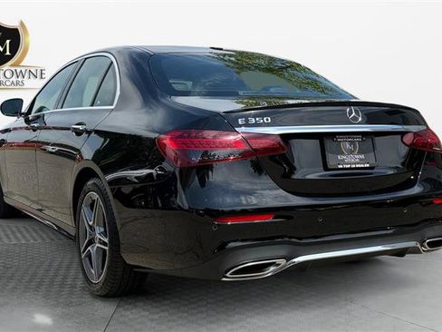 Used 2022 Mercedes-Benz E 350 Sedan w/ Driver Assistance Package image 3