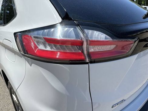 Used 2024 Ford Edge SEL w/ Convenience Package AWD/4WD image 15