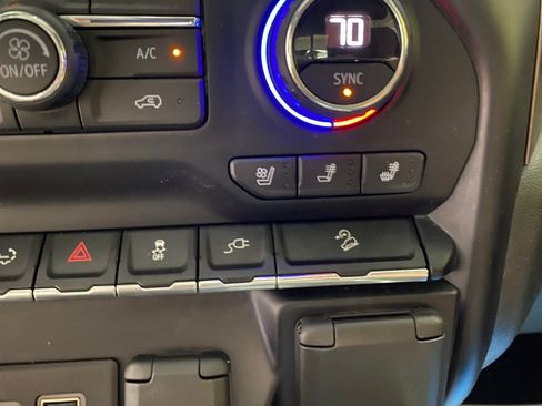 Used 2021 Chevrolet Silverado 2500 High Country w/ Z71 Off-Road Package image 14