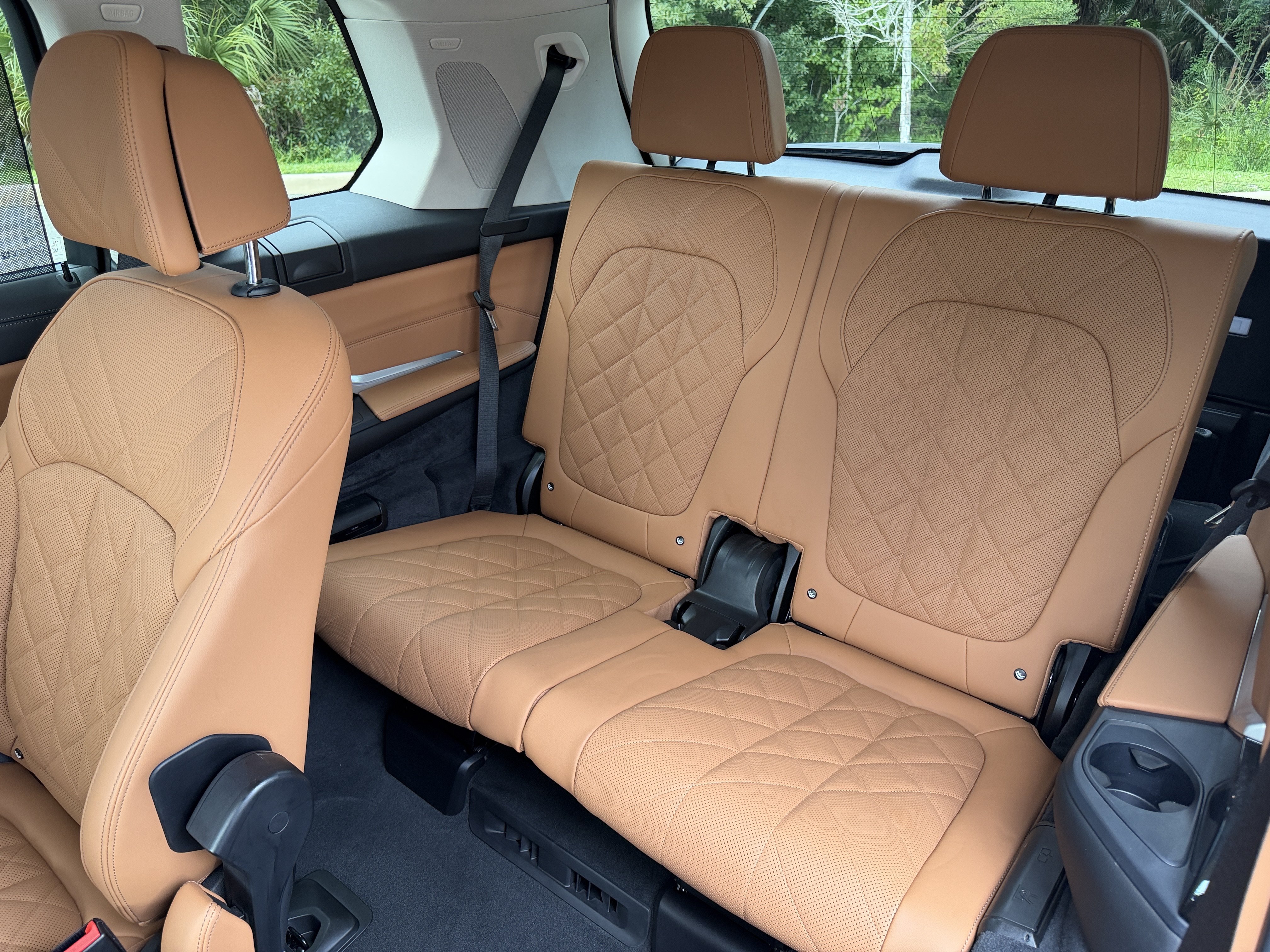 Used 2024 BMW X7 xDrive40i w/ Premium Package AWD/4WD image 21