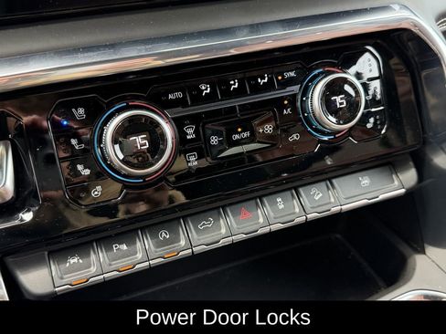 Used 2023 GMC Sierra 1500 Denali Ultimate image 25