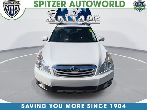 Used 2011 Subaru Outback 2.5i Premium AWD/4WD image 3