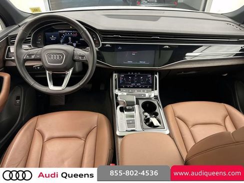 Used 2025 Audi Q7 3.0T Premium w/ Convenience Package AWD/4WD image 16