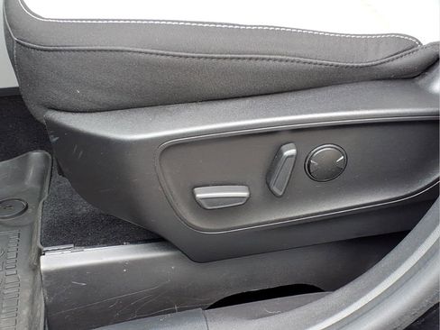 Used 2023 Ford Escape Active AWD/4WD image 15