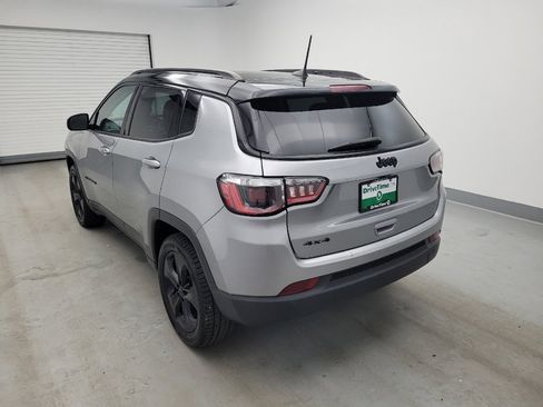 Used 2021 Jeep Compass Latitude w/ Sun and Sound Group AWD/4WD image 5