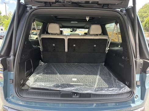 New 2026 Jeep Grand Wagoneer L Limited AWD/4WD image 14