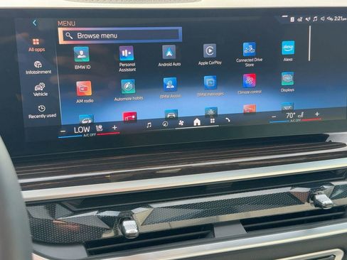 Used 2025 BMW X5 xDrive40i w/ M Sport Package image 22