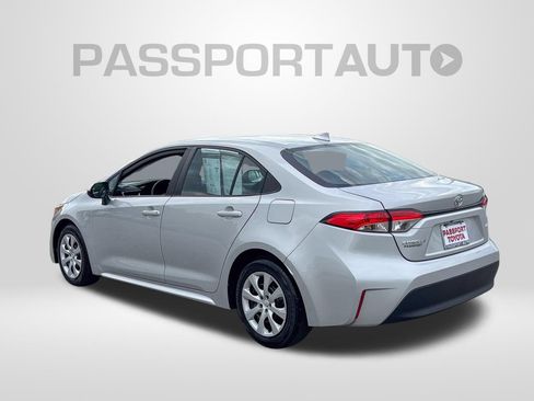 Used 2024 Toyota Corolla LE FWD image 4