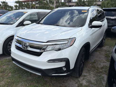 Used 2022 Honda Pilot Touring image 3