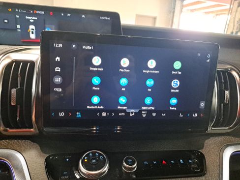 Used 2025 Ford Expedition Tremor AWD/4WD image 23