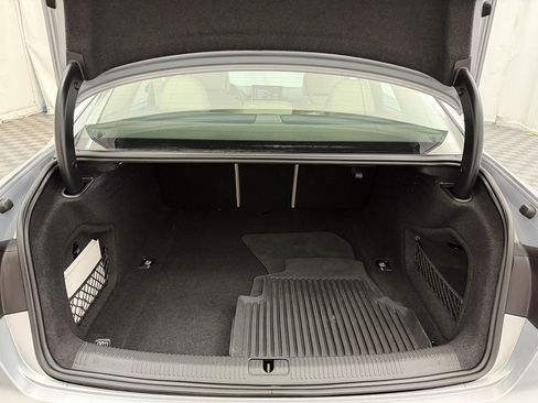 Used 2023 Audi A4 2.0T Premium w/ Convenience Package image 34