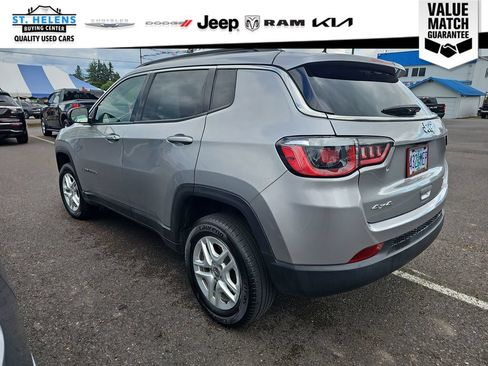Used 2020 Jeep Compass Sport w/ Cold Weather Group AWD/4WD image 4