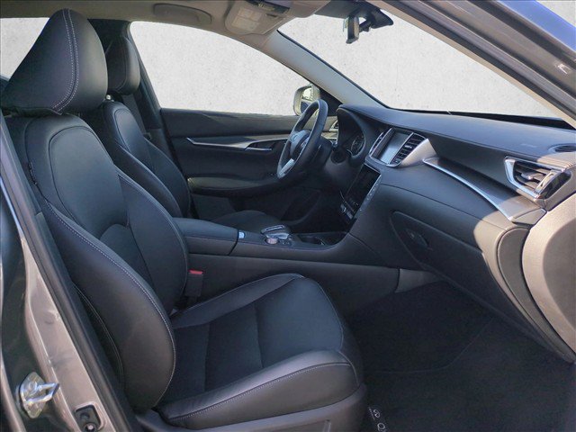Certified 2025 INFINITI QX50 Luxe AWD/4WD image 21