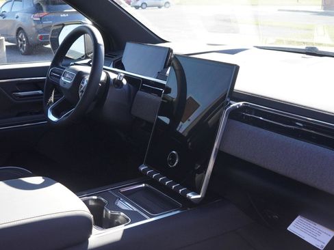 New 2026 GMC Sierra EV Elevation image 30