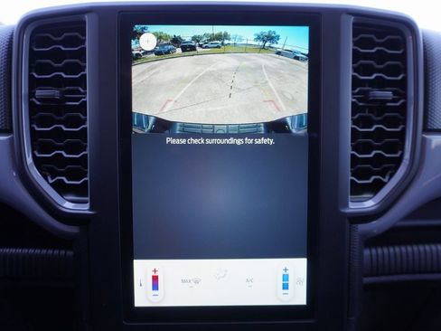 Used 2024 Ford Ranger XL image 14