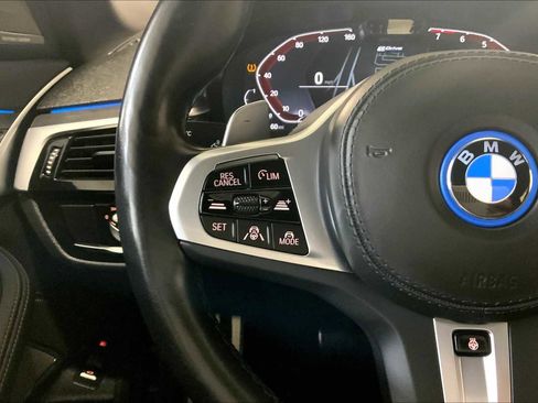 Used 2023 BMW 530e xDrive w/ Executive Package image 23