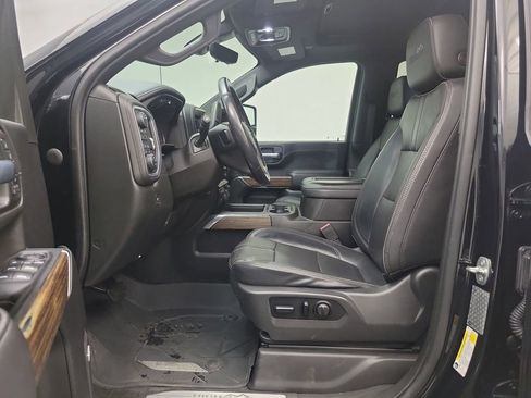 Used 2021 Chevrolet Silverado 3500 High Country w/ Technology Package image 5