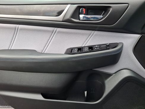 Used 2017 Subaru Legacy 2.5i Sport image 14