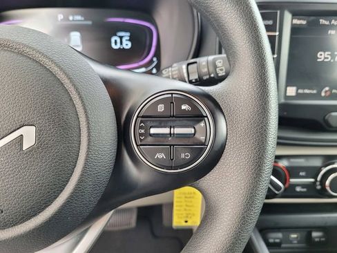 Certified 2025 Kia Soul LX w/ LX Technology Package image 24