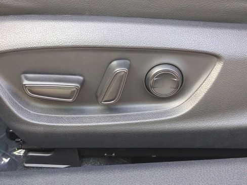 Used 2024 Toyota Camry XLE FWD image 15