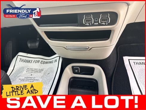 Used 2023 Chrysler Voyager LX FWD image 25