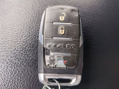 Used 2022 RAM 1500 Big Horn RWD image 36