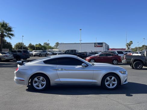 Used 2015 Ford Mustang Coupe RWD image 6