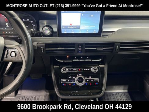 Used 2022 Lincoln Corsair AWD w/ Premium Package image 24