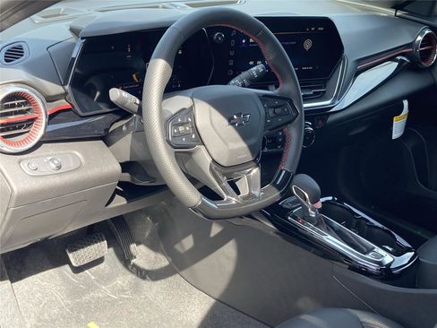 New 2026 Chevrolet Silverado 2500 Custom w/ Custom Value Package image 18