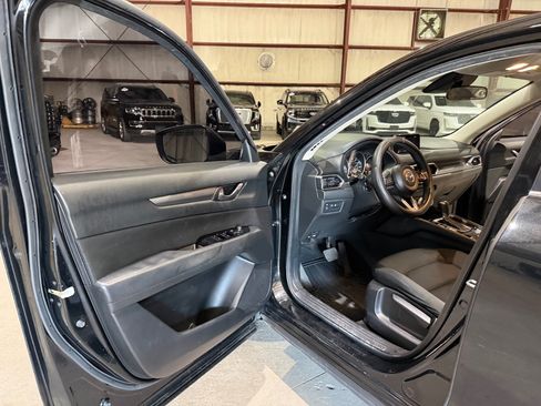 Used 2020 MAZDA CX-5 Sport FWD image 12