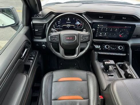 Used 2023 GMC Sierra 1500 AT4 w/ AT4 Preferred Package AWD/4WD image 15