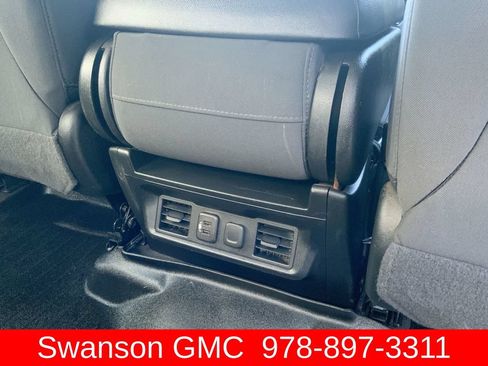 Used 2020 Chevrolet Silverado 1500 RST w/ All-Star Edition AWD/4WD image 28