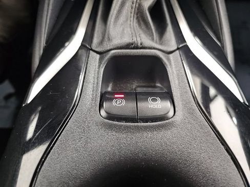 Used 2021 Toyota Corolla SE w/ SE Premium Package FWD image 23
