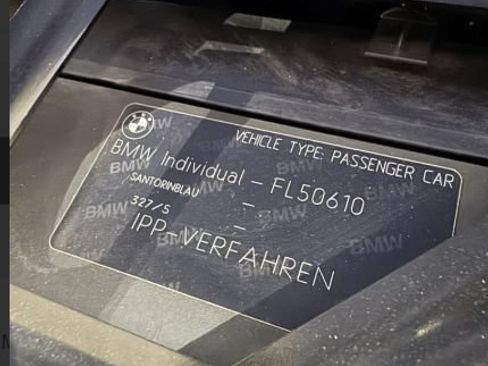 Used 2021 BMW M3 w/ M Carbon Exterior Package RWD image 8