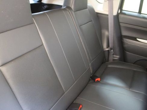 Used 2016 Jeep Compass 4WD image 9