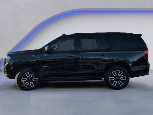 Used 2023 GMC Yukon AT4 w/ AT4 Premium Package image 9