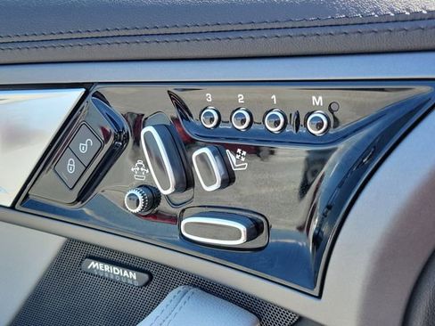 Used 2016 Jaguar F-TYPE Convertible RWD image 23