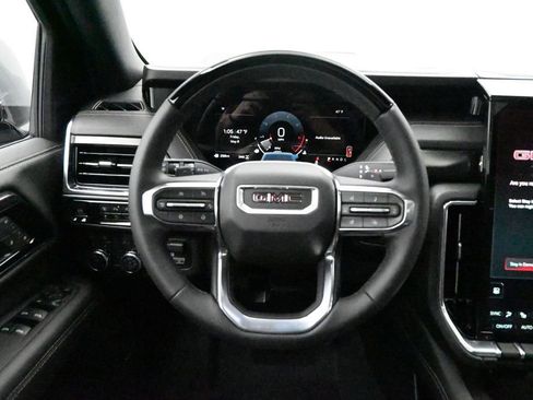 New 2026 GMC Yukon XL Elevation w/ Elevation Premium Package AWD/4WD image 8