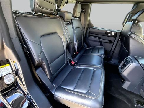 Used 2025 Ford Bronco Outer Banks AWD/4WD image 20