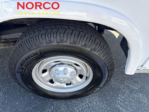 Used 2017 RAM 2500 Tradesman w/ Popular Equipment Group image 9