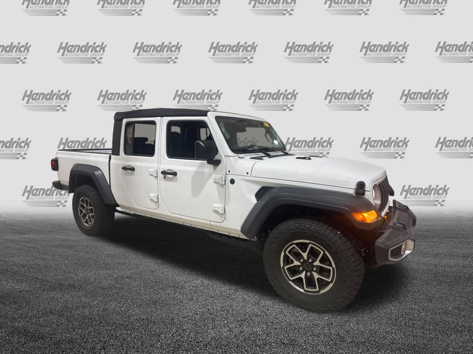 Used 2026 Jeep Gladiator Sport AWD/4WD image 37