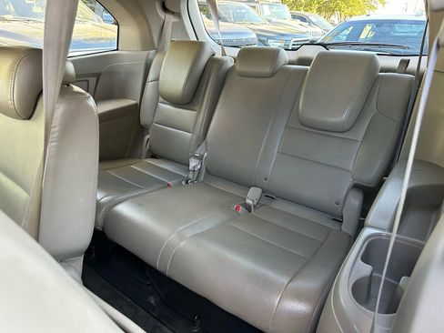 Used 2011 Honda Odyssey EX-L image 18