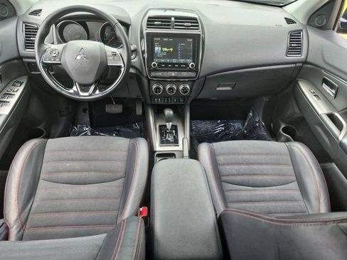 Used 2025 Mitsubishi Outlander Sport SE AWD/4WD image 25