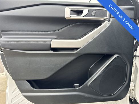 Used 2024 Ford Explorer XLT w/ Equipment Group 202A image 37