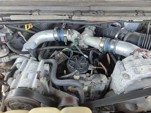 Used 1999 Ford F450 2WD Regular Cab Super Duty image 31