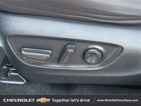 Used 2023 Toyota RAV4 XLE image 28