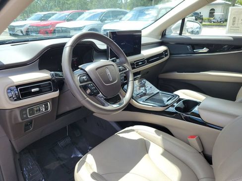Certified 2022 Lincoln Nautilus FWD w/ Premium Package image 15