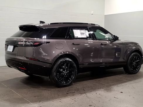 New 2026 Land Rover Range Rover Velar Dynamic SE image 2