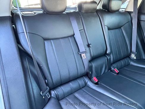Used 2015 INFINITI QX70 AWD w/ Premium Package image 14
