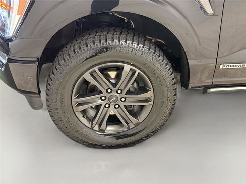 Used 2021 Ford F150 Lariat w/ Equipment Group 502A High image 31